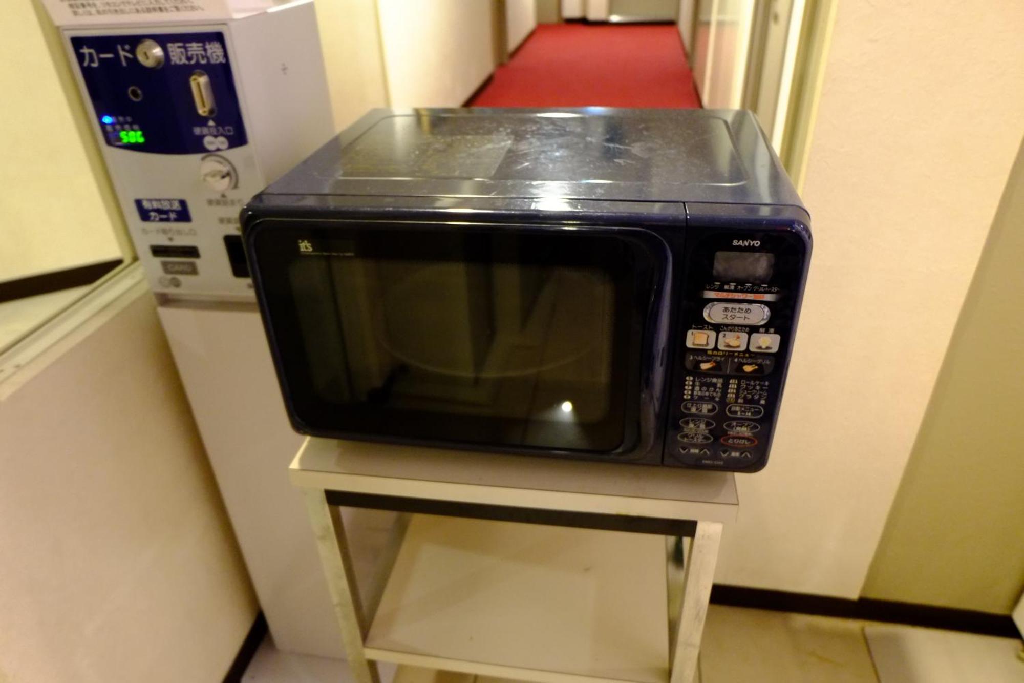 Hotel Check In Shimbashi Токіо Екстер'єр фото